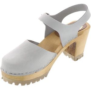 MÍA Women’s Abba Clog-Inspired Sandal